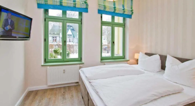 Villa am Ostseestrand App 5, Book Villa Heringsdorf Usedom