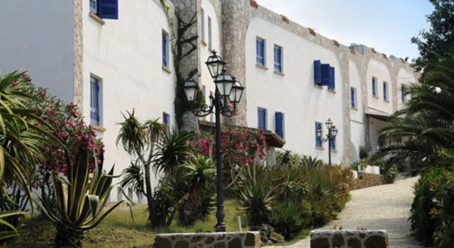 Hotel Ustica Punta Spalmatore H.U.P.S., Book Hotel Hotels & Accommodations in Ustica, Hotel