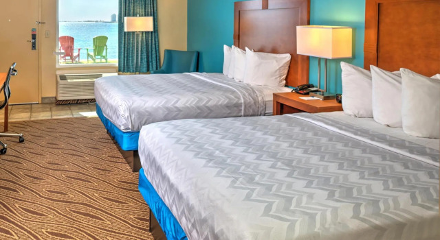 Номер Standard Best Western Navarre Waterfront