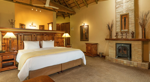 Cathedral Peak Hotel, Забронировать Отель Уинтертон Drakensberg