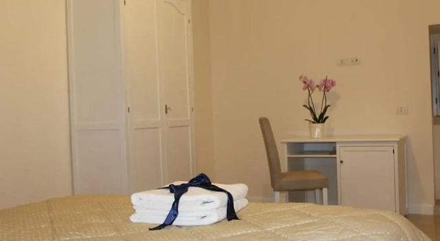 B&B Palazzo Rochira, Book Bed and Breakfast Castellaneta Marina Murgia