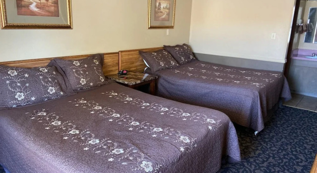 Blue Spruce Motel, Buchen Sie Motel Hotels in North Platte mit Parkplatz, Parkplätze