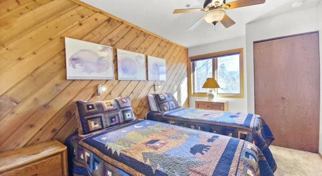 Cimarron 402 2 Bedroom Condo by RedAwning, Rezerwuj Dom wakacyjny Hotele w Vail Ski z parkingiem, Parking