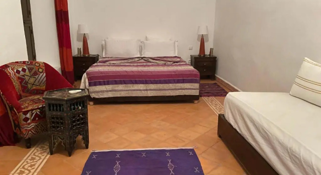 Camera Standard Riad Safia