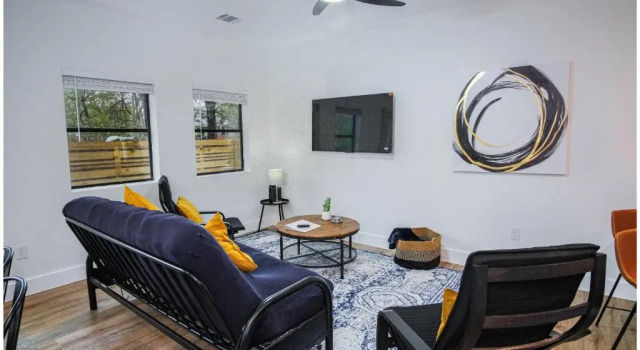 Amazing Indeed 3BR Only 5 Minutes From Downtown