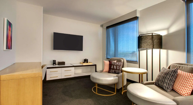 Двухместный номер Deluxe The Rose Chicago, Tapestry Collection By Hilton