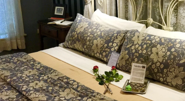 Walnut Street Inn, Забронировать Отель «постель и завтрак» Спрингфилд Озакр