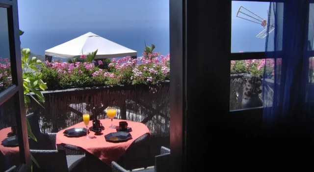 Апартаменты c 1 комнатой с балконом Modern Holiday Home With Balcony With sea and Mountain Views no Teide-view
