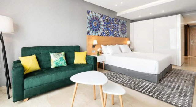 Номер Deluxe с балконом Mid Town Hotel Casablanca
