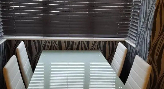 Hullidays - 'Old School Penthouse' Trinity Square, Забронировать Отель Кингстон-апон-Халл Восточный райдинг Йоркшира, рядом с Hull Combined Court Centre