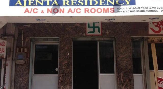 Ajenta residency, Rezerwuj Hotel Hotele w Andhra Pradesh z parkingiem, Parking