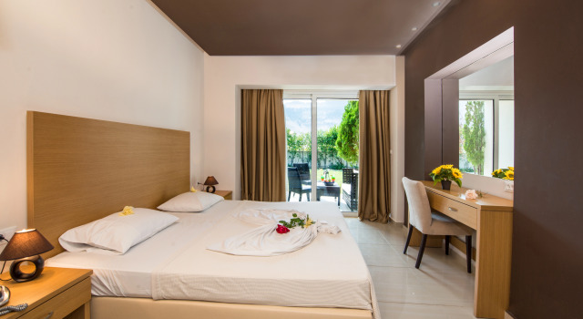 Anavadia Hotel By Anayia All Inclusive Resorts, Забронировать Отель Отели Колимпиа с завтраком, Завтраки