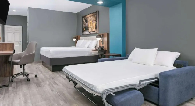 Двухместный номер Deluxe La Quinta Inn & Suites by Wyndham Decatur