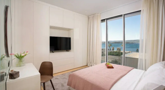 Designer Luxury Villa With Pool & Private Beach Access - Zadar, Đặt Biệt thự Khách sạn ở Turanj có hồ bơi, Hồ bơi