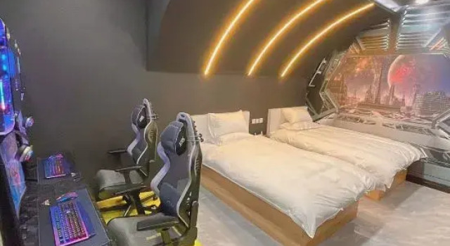 Huoqiu E-sports Apartment
