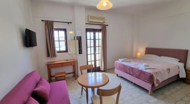 Одноместный номер Standard с балконом и с видом на сад Archontiko Hotel