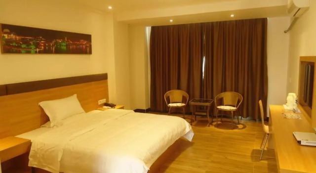 7 Days Inn·Zhuhai Gaolangang Pinsha, Buchen Sie Hotel Pingsha Guangdong