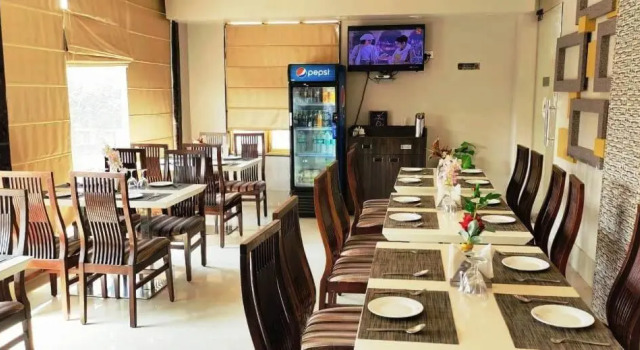 Hotel Ozas Grand