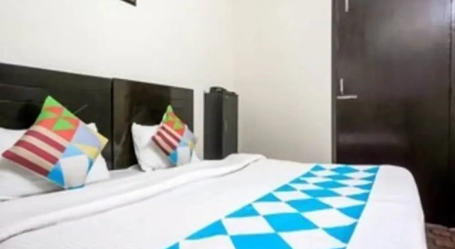 Hotel Perfect Inn, Забронировать Отель Отели Нью-Дели с парковкой, Парковка