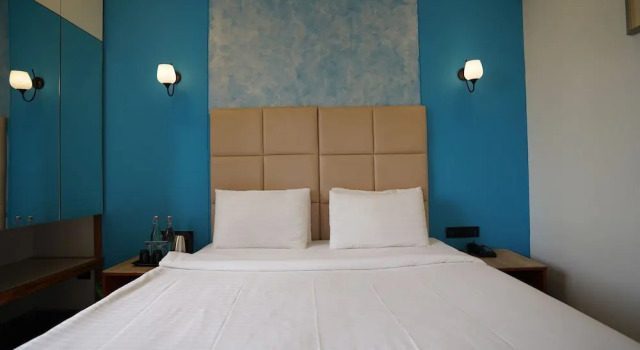 Двухместный номер Deluxe с балконом Treeo Resort Lonavala Pure Veg