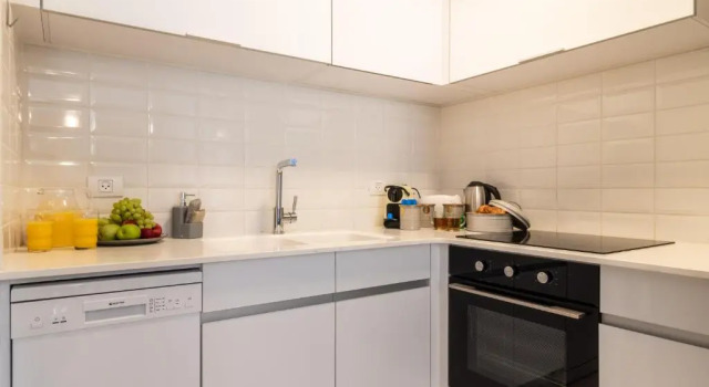 Luxury One-Bedroom Apartment/parking in city center, Varaa Huoneisto Jerusalem Jerusalem District, lähellä Temple Mount
