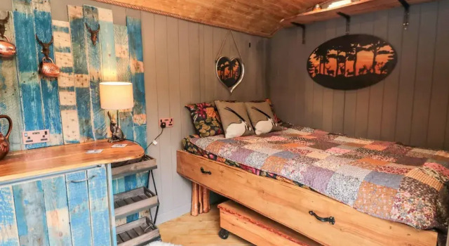 The Hideaway, Shepherd's Hut, Varaa Lomakoti Mökit kohteessa Merseyside, Mökki