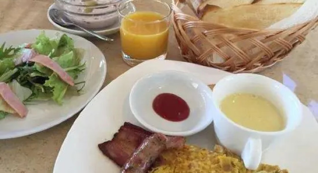 Cafe & Auberge Rikyu, Забронировать Хостел Яманакако 