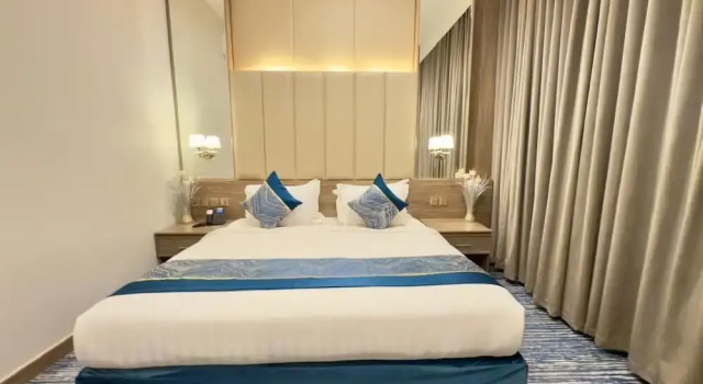 Люкс Deluxe Seven Gardens Hotel Al Wadi
