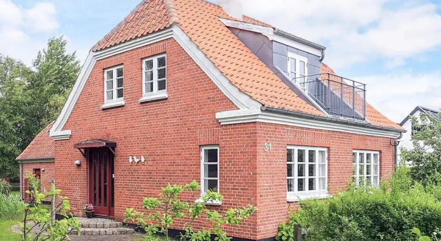 6 Person Holiday Home in Albaek