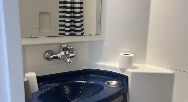 Номер Economy Hôtel Le Ponson