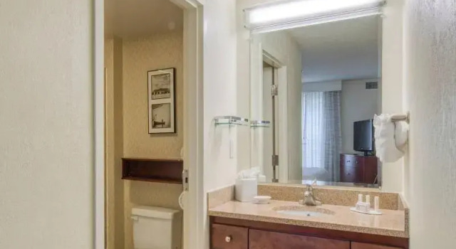 Четырёхместный люкс Residence Inn by Marriott Chapel Hill