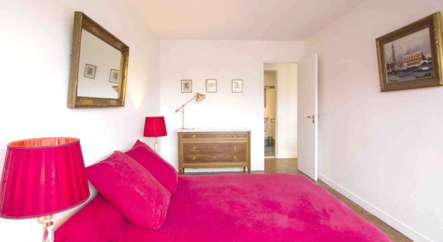 Apartment With one Bedroom in Paris, With Wonderful City View and Wifi, Забронировать Апартаменты/квартира Париж Иль-де-Франс, рядом с Мирабо
