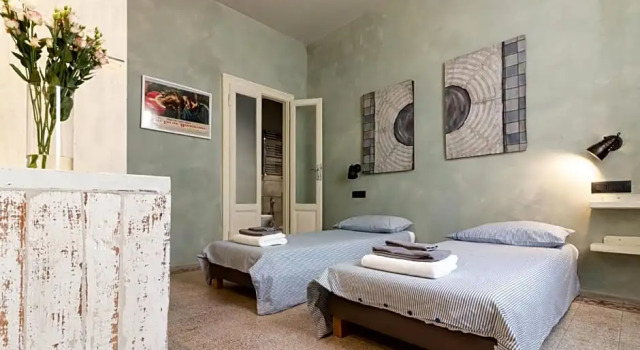 La Locanda del Teatro, Book Hotel Certosa Milan