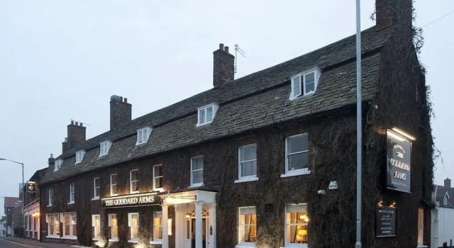 The Goddard Arms, Забронировать Гостевой дом Гостевые дома Суиндон, рядом с The Energy Check County Ground, Гостевой дом