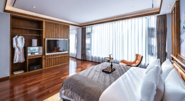 Люкс с видом на море Dali Lingquanxi Banshan Health Hotel