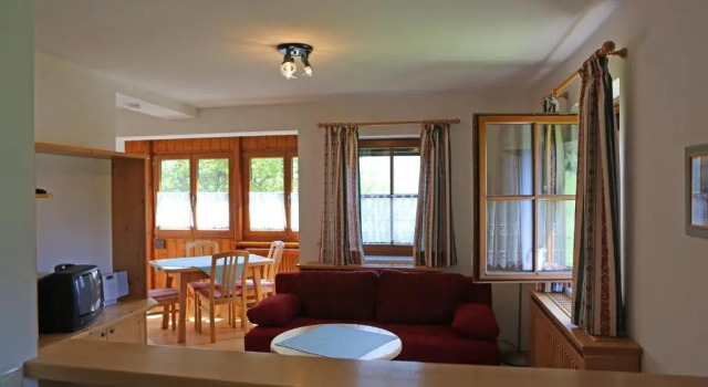 Appartementhaus Wehrenfennig, Book Hotel Gosau 