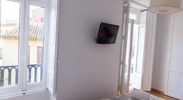 Carrera Luxury San Jaime - 3 Floor, Забронировать Отель Сьютат Белла 