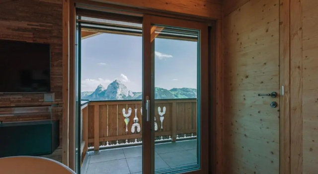 Люкс Caschu Alp Boutique Design Hotel Stoos