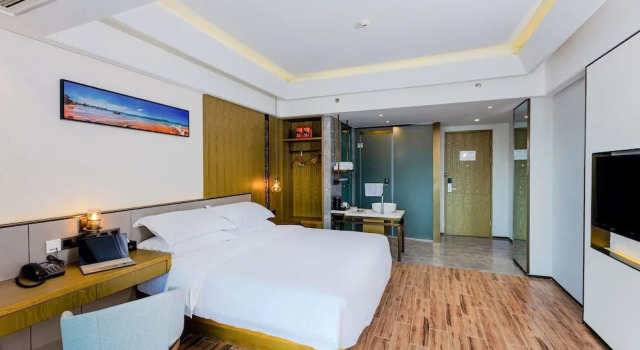 Двухместный номер Smart Microtel by Wyndham Sanya Dadonghai