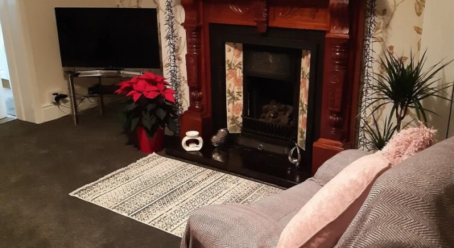 Stunning 3-bed Bungalow in Churchtown Southport, Varaa Lomakoti Mökit kohteessa Merseyside, Mökki