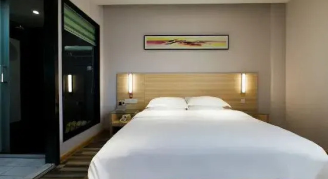 Люкс Superior Super 8 Hotel (Xinxiang Huixian Branch)