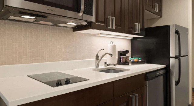 Двухместный номер Premium Homewood Suites By Hilton Milwaukee Downtown