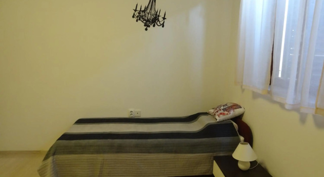 Lusyhouse, Забронировать Отель Отели Пула 4 звезды, рядом с Pula Twin Gates, 4*