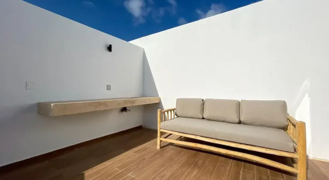 Exclusive Modern Penthouse w Exquisite Rooftop Terrace Yoga Deck Botanical Gardens