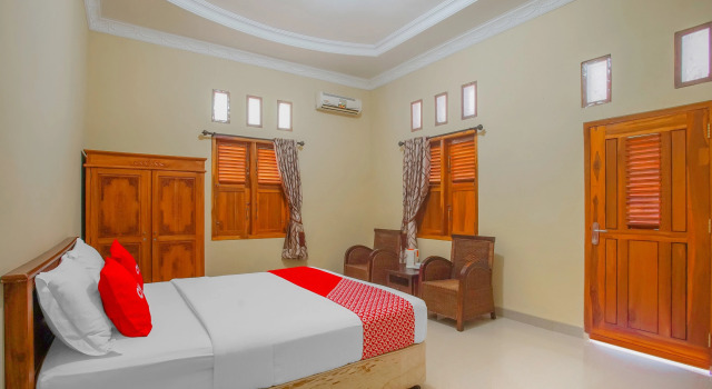 Двухместный номер Standard Collection O 89999 Hotel Bumi Kedaton Resort
