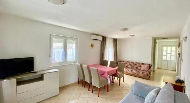Апартаменты с 2 комнатами с видом на море Apartments Šimić