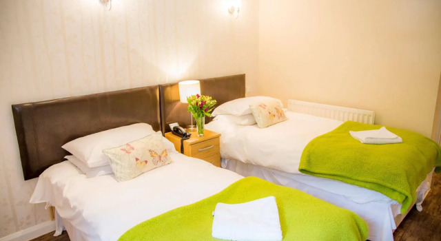 Stay and Relax at The Yew Tree, Забронировать Отель Отели Англии 3 звезды, 3*