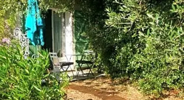 Les Chênes