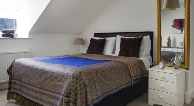 Licatas Apartment Cotswolds Sleeps 6, Varaa Huoneisto Asunnot kohteessa Merseyside, Huoneisto