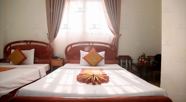 Двухместный номер Deluxe с балконом и с видом на город Golden Tulip Hotel